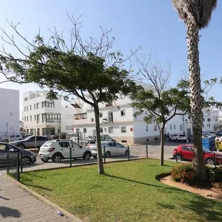 Conil Centro Mercurio Solo Familias Y Parejas Кониль-де-ла-Фронтера